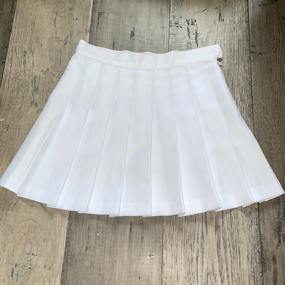 American Apparel white skirt Size S